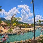 lazyriver_pool