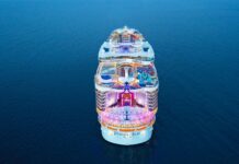 Wonder of the Seas rear view of the ship