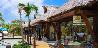 Taino Bay Shopping Taino Bay shopping at Atabey store.