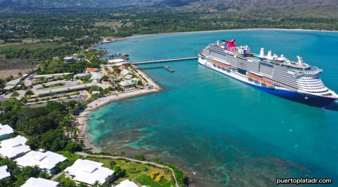 What is the best beach in Amber Cove? La Playita de Maimon, also called Amber Cove Beach.