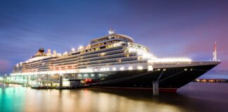 Queen Elizabeth Cruise Ship The Queen Elizabeth also visits Taino Bay port.